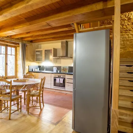 La Bichonelle-chevrefeuille Holiday home Saint-Crepin-et-Carlucet